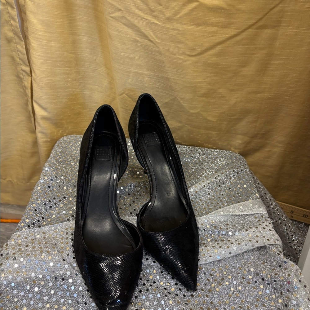 White House Black Market Glossy Black Pumps